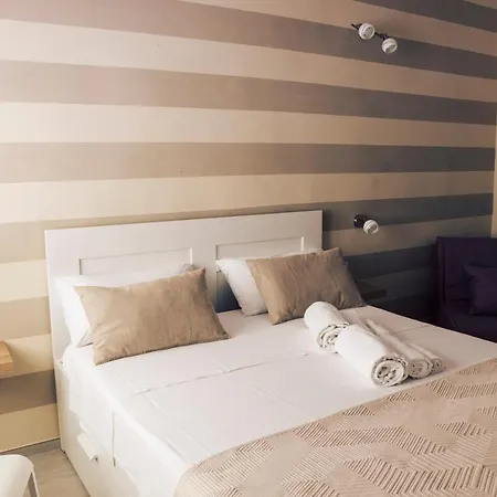 Nacalui Готель типу 