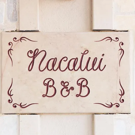 Nacalui לינה וארוחת בוקר 3*