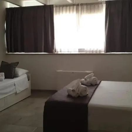 Nacalui לינה וארוחת בוקר 3*